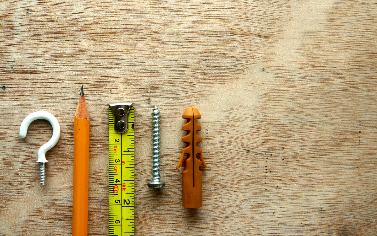 N & P Construction logo