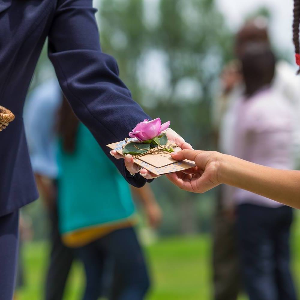 Dimond & Sons Needles Mortuary logo